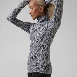 Athleta Flurry Elemental Turtleneck Black & White Small